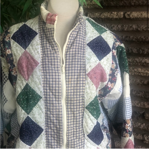 Quilted patchwork jacket - Picture 2 of 9